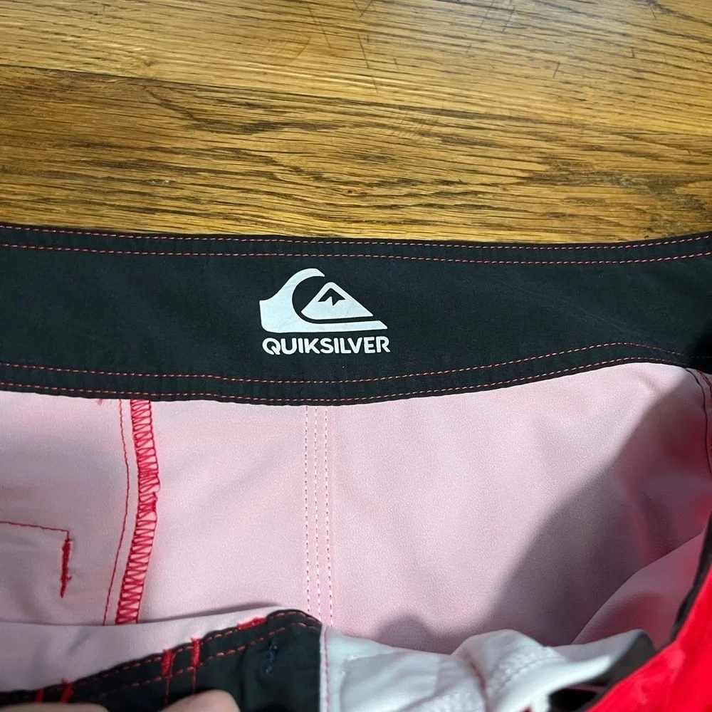 Quiksilver Men's Dry Flight Technology Swim Board Shorts Size 34